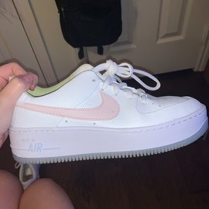 Nike Air Force 1 Sage Low Sneakers